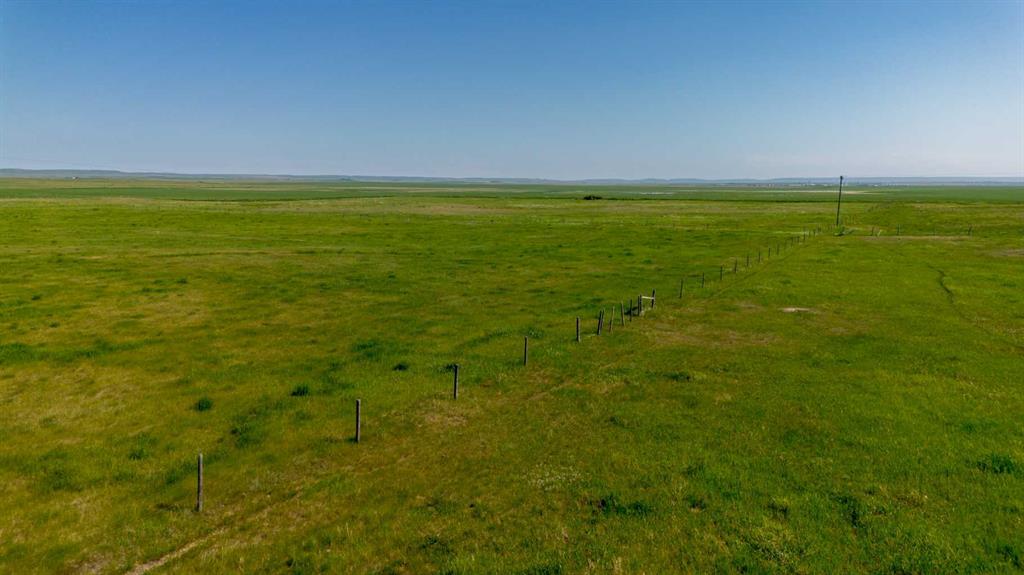 Picture of on TWP Rd 3-2  , Rural Cardston County Real Estate Listing