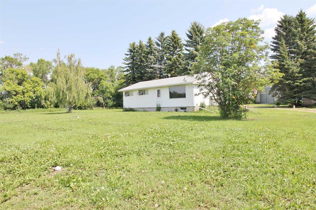 Picture of 491037 RR52  , Rural Vermilion River, County of Real Estate Listing
