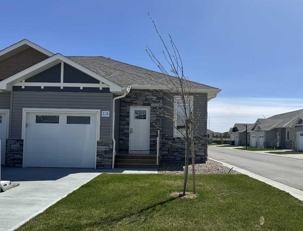 Picture of 3, 14 Riverford Close W, Lethbridge Real Estate Listing