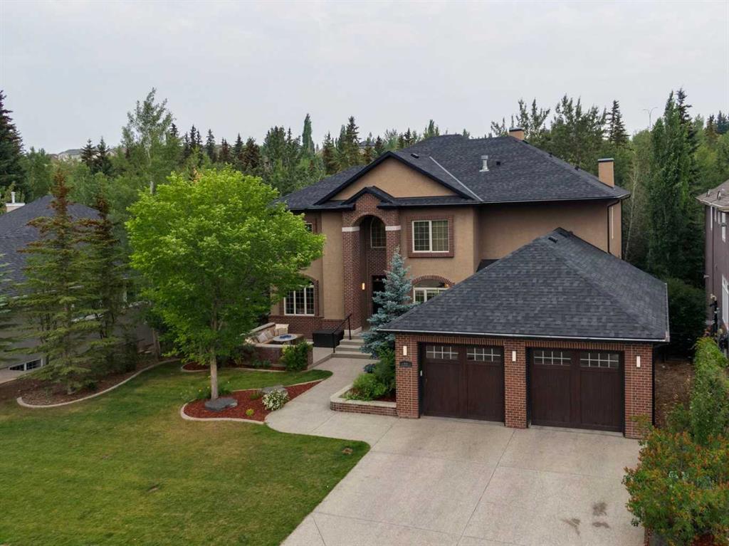 Picture of 72 Discovery Valley Cove SW, Calgary Real Estate Listing