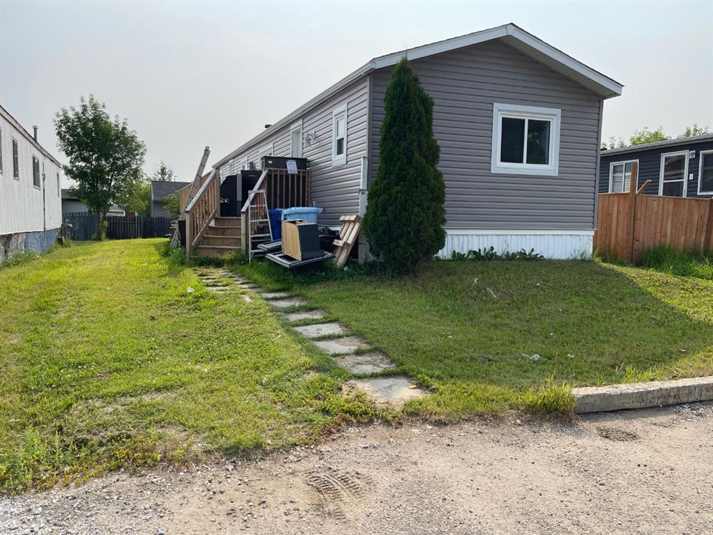 Picture of 132 Greenbriar Bay , Fort McMurray Real Estate Listing
