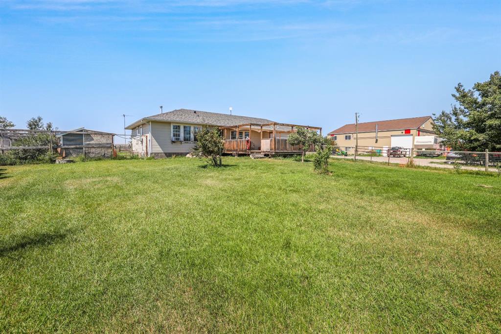 Picture of 221044 Range Road 255  , Rural Wheatland County Real Estate Listing