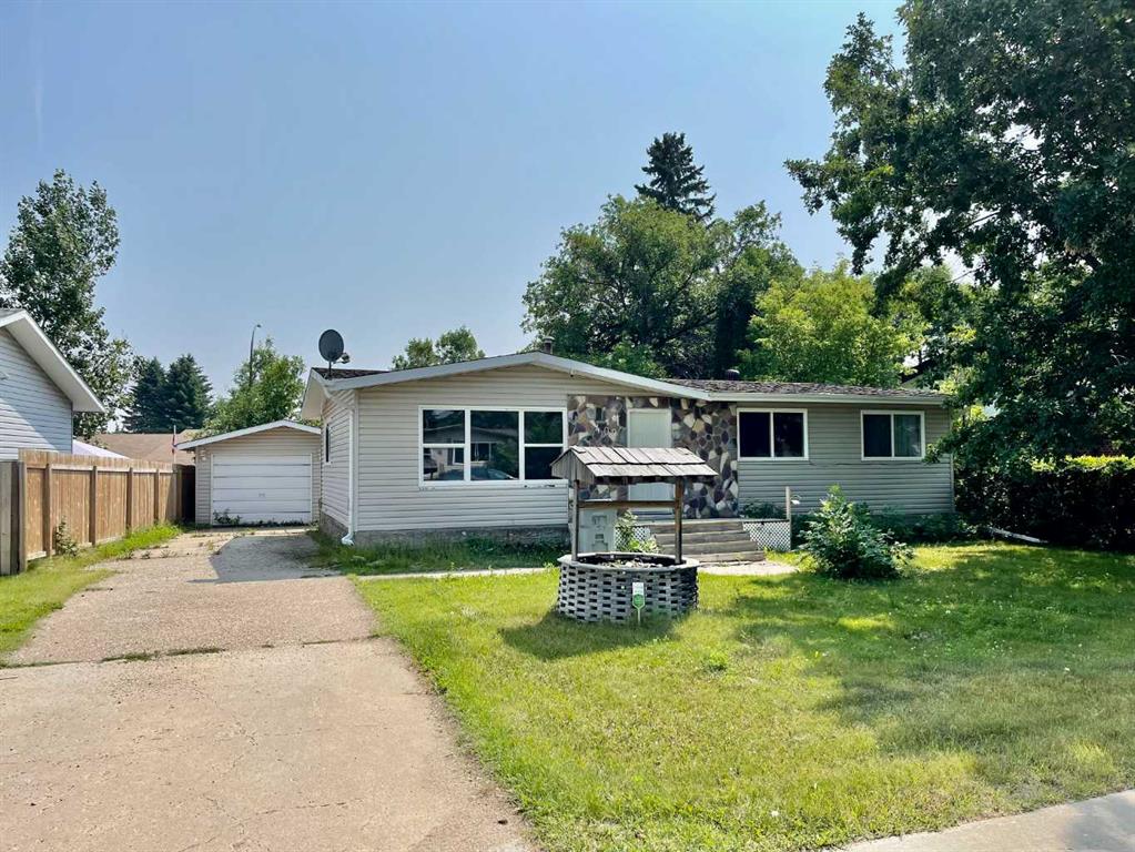 Picture of 409 3 Street , Wainwright Real Estate Listing