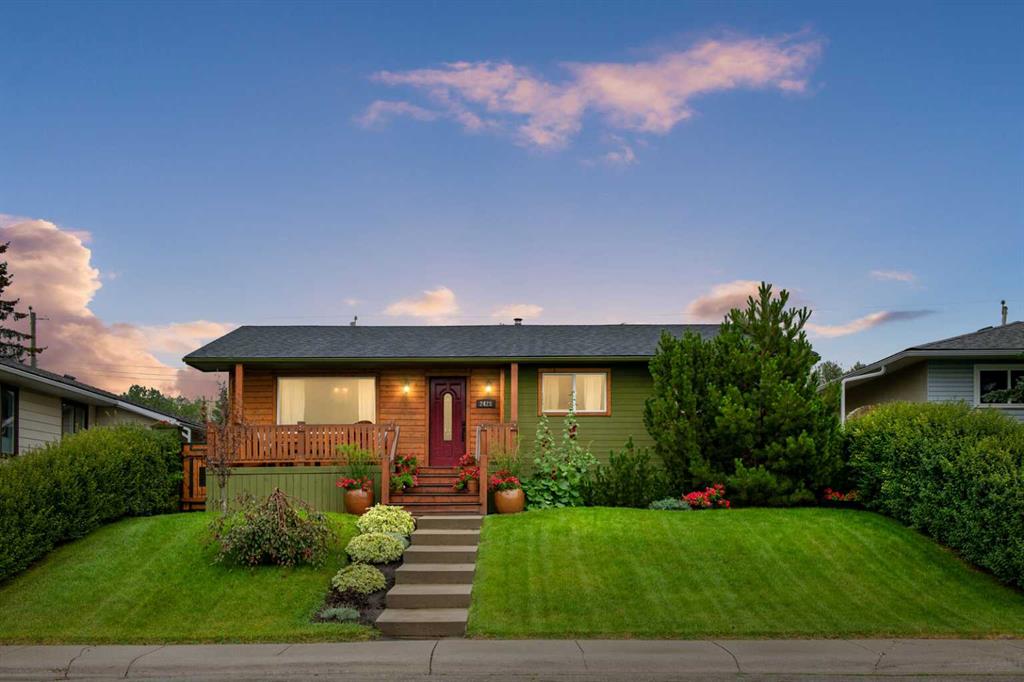 Picture of 2428 Vista Street NE, Calgary Real Estate Listing
