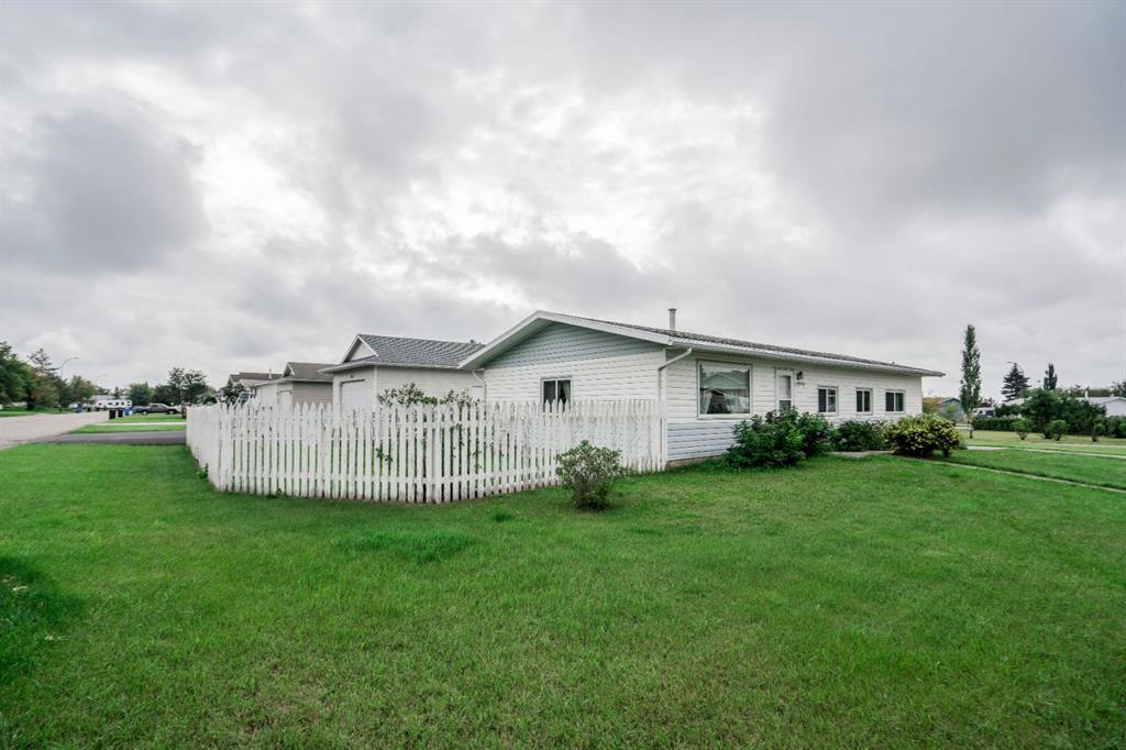 Picture of 11848 102 Avenue , Fairview Real Estate Listing