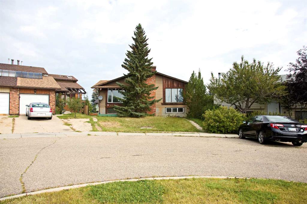 Picture of 55 Beaconsfield Crescent NW, Calgary Real Estate Listing