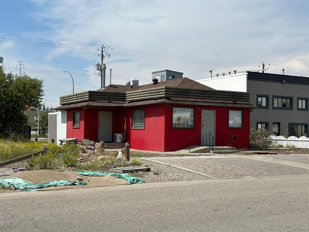 Picture of 4035 14 Street SE, Calgary Real Estate Listing