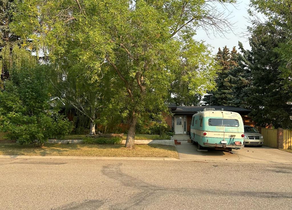 Picture of 2406 24 Street , Nanton Real Estate Listing