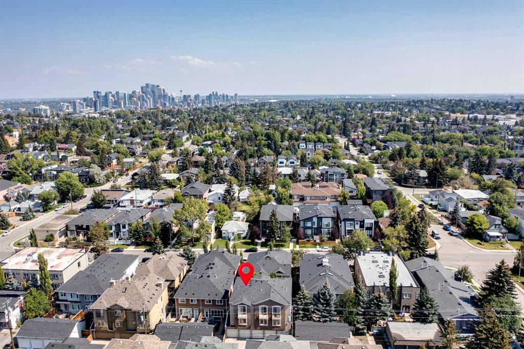 Picture of 2, 2427 29 Street SW, Calgary Real Estate Listing