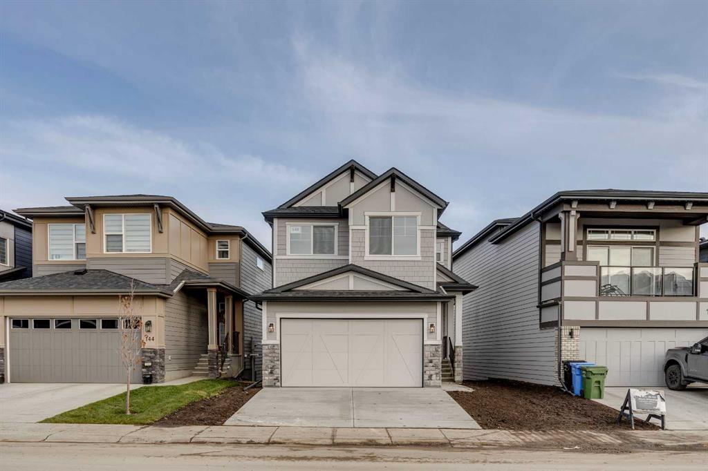 Picture of 148 Cranbrook Gardens SE, Calgary Real Estate Listing