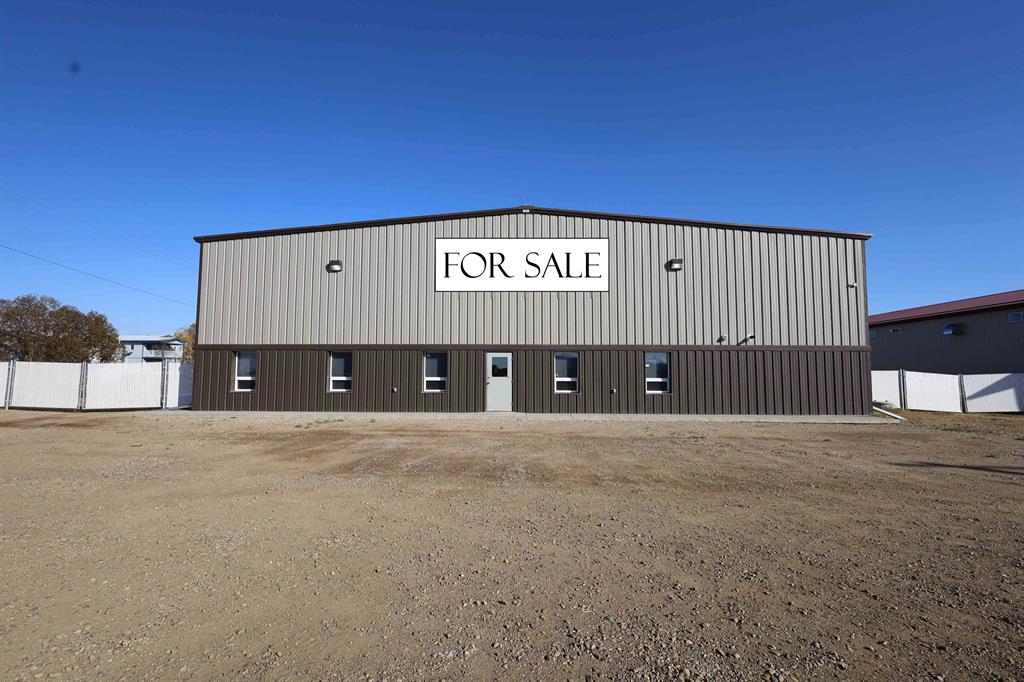 Picture of 108, 0413476 TR 192  N, Rural Newell, County of Real Estate Listing
