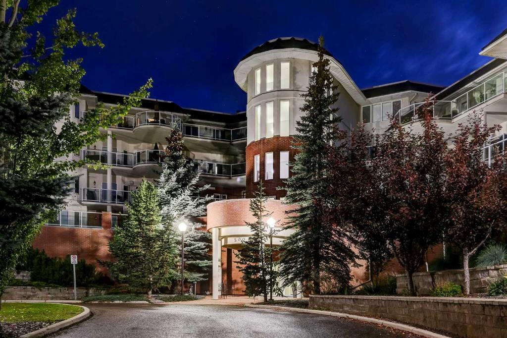 Picture of 302, 200 Patina Court SW, Calgary Real Estate Listing
