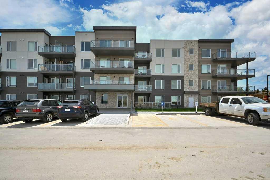 Picture of 209, 200 Shawnee Square SW, Calgary Real Estate Listing