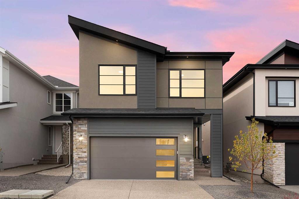 Picture of 56 Coulee Crescent SW, Calgary Real Estate Listing