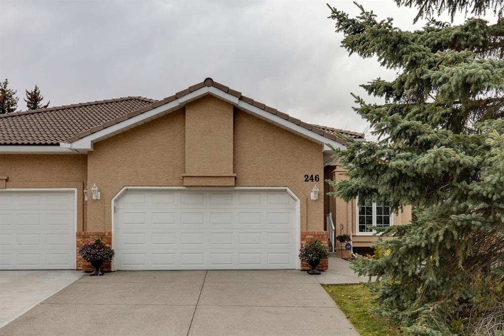 Picture of 246 Hamptons Park NW, Calgary Real Estate Listing