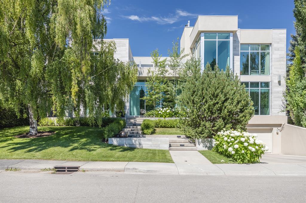 Picture of 1204 Beverley Boulevard SW, Calgary Real Estate Listing