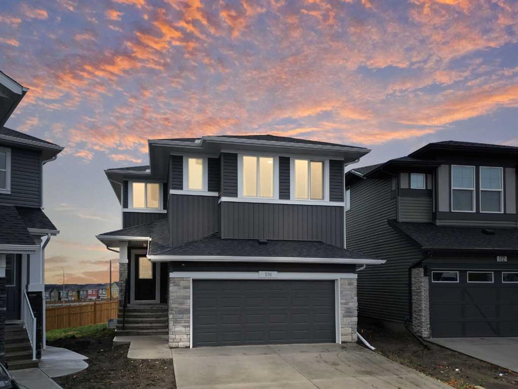 Picture of 176 Ambleside Crescent NW, Calgary Real Estate Listing
