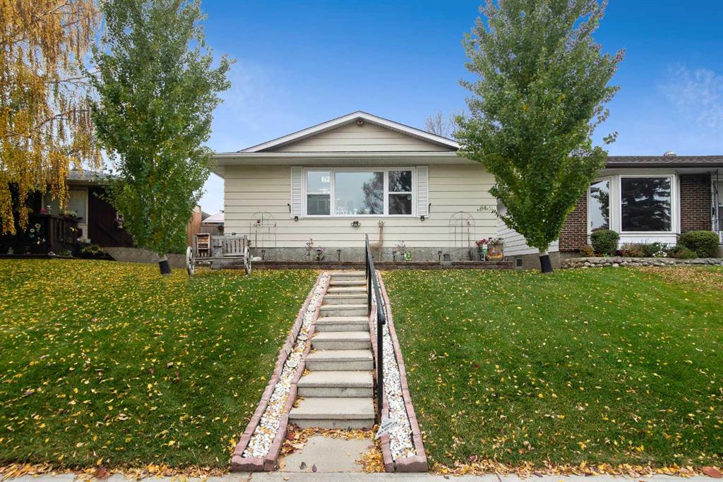 Picture of 4019 Dovercrest Drive SE, Calgary Real Estate Listing
