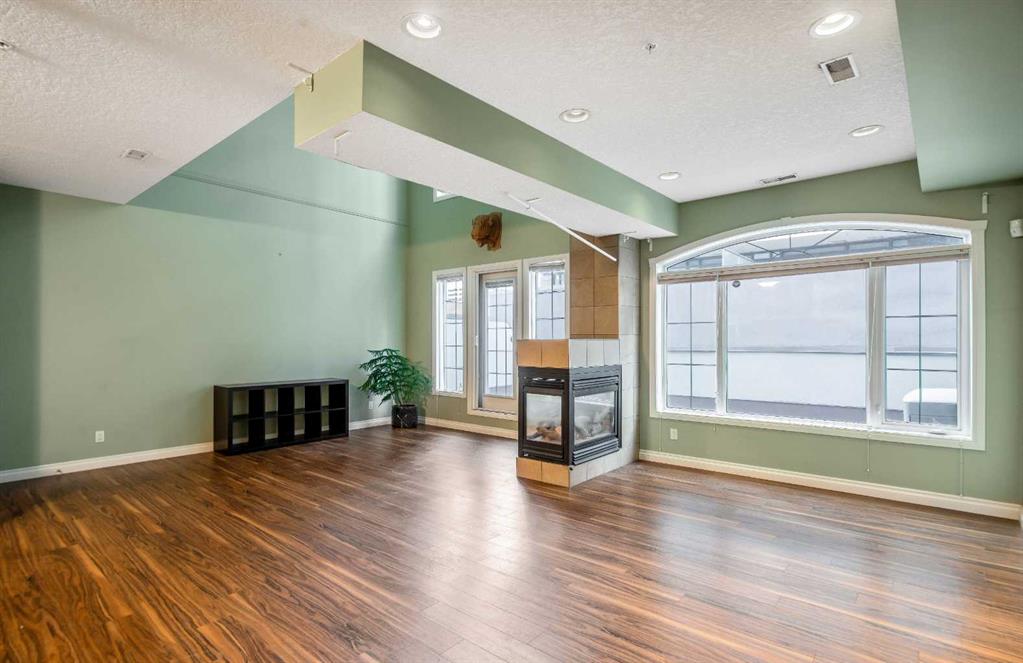 Picture of 310, 638 11 Avenue SW, Calgary Real Estate Listing