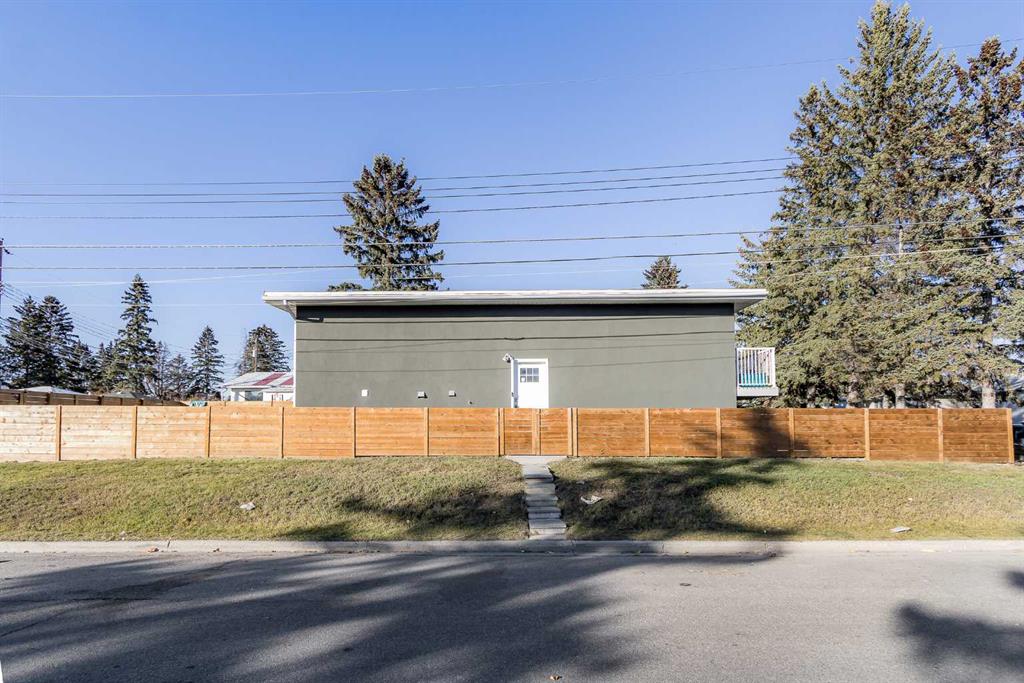 Picture of 931 42 Street SE, Calgary Real Estate Listing