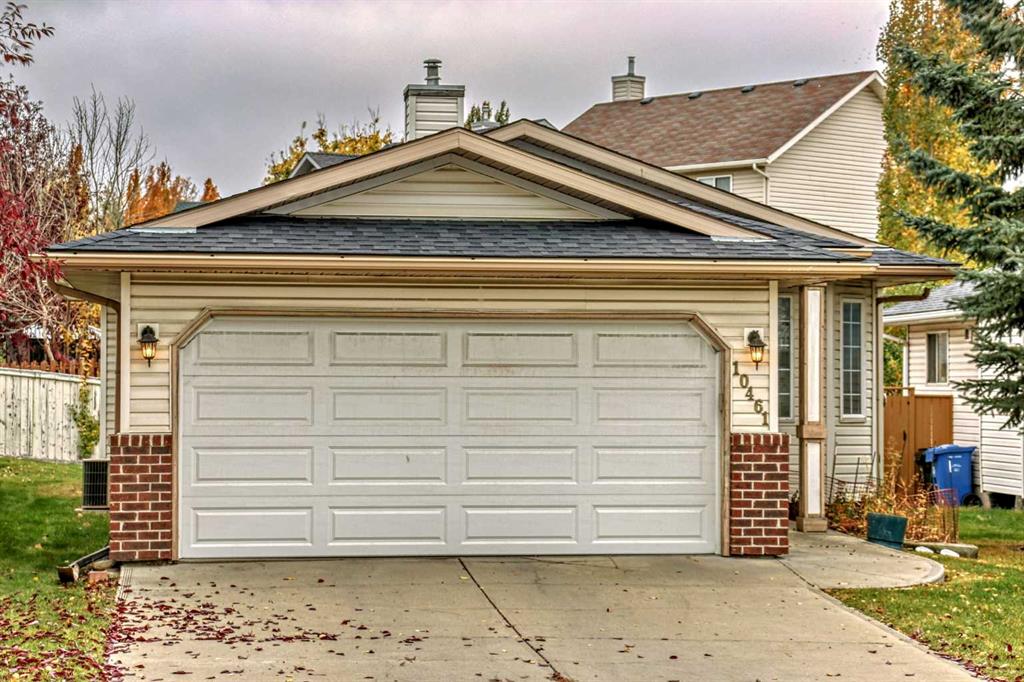 Picture of 10461 Hidden Valley Drive NW, Calgary Real Estate Listing