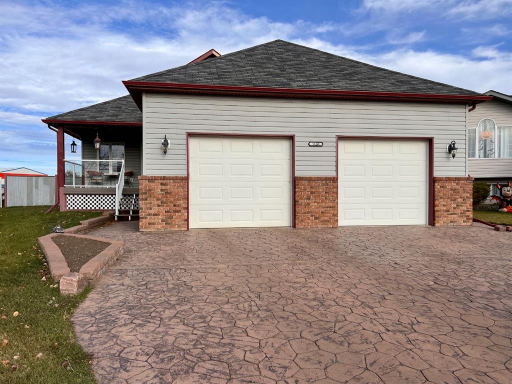 Picture of 1137 19 Street , Wainwright Real Estate Listing