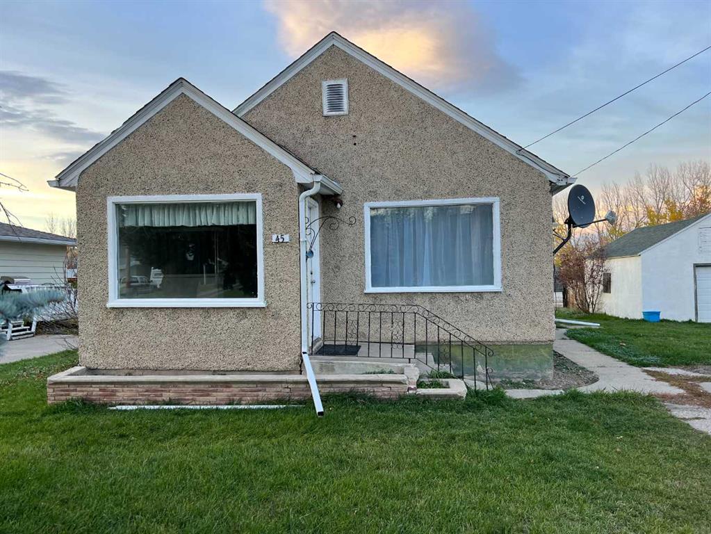 Picture of 45 7 Avenue W, Cardston Real Estate Listing