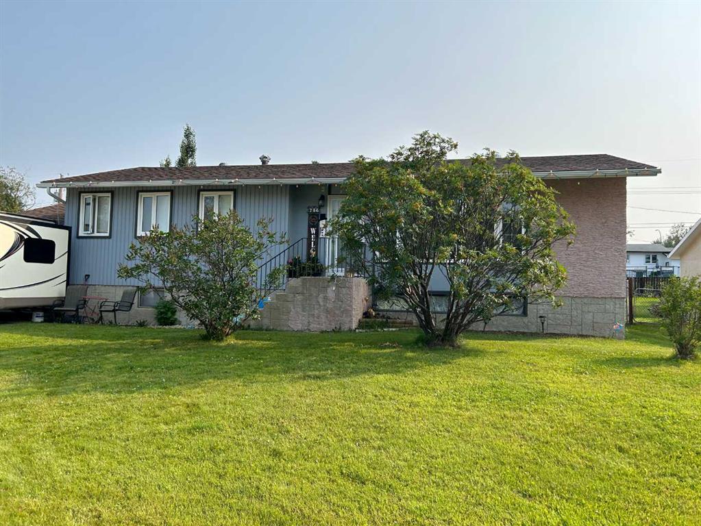 Picture of 602 6 Avenue , Fox Creek Real Estate Listing