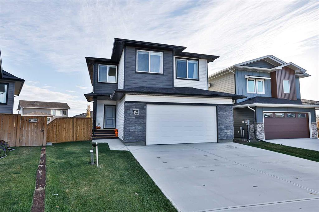 Picture of 221 Rivergrove Chase W, Lethbridge Real Estate Listing