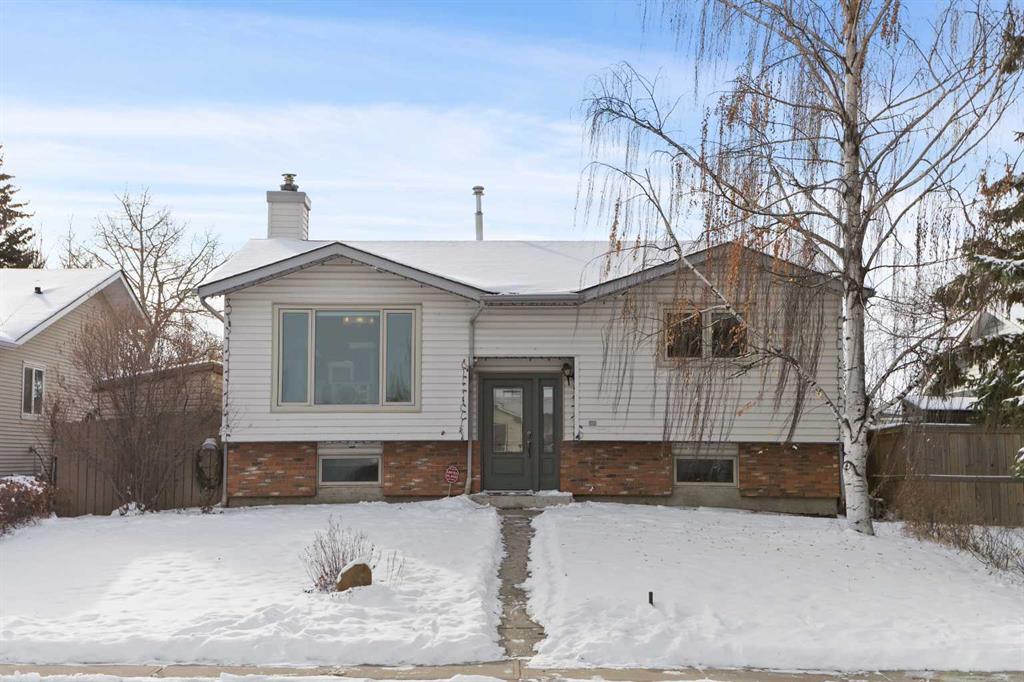 Picture of 15 Brentwood Drive , Strathmore Real Estate Listing