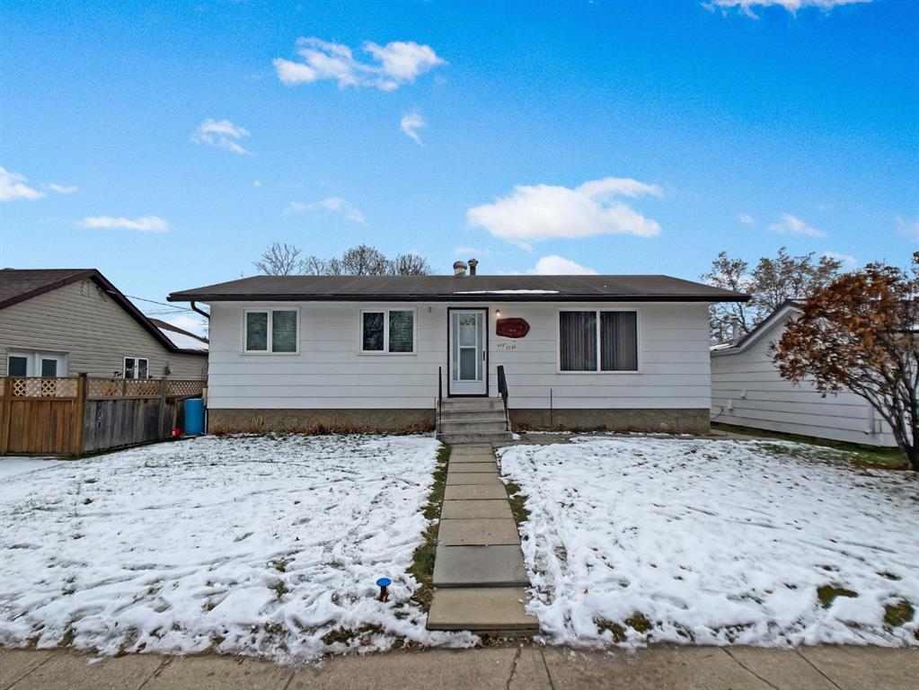 Picture of 4437, 52 Avenue  , High Prairie Real Estate Listing