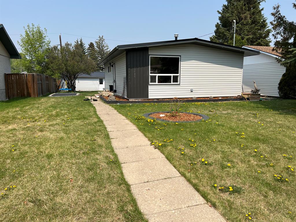 Picture of 5826 41 StreetCrescent , Red Deer Real Estate Listing