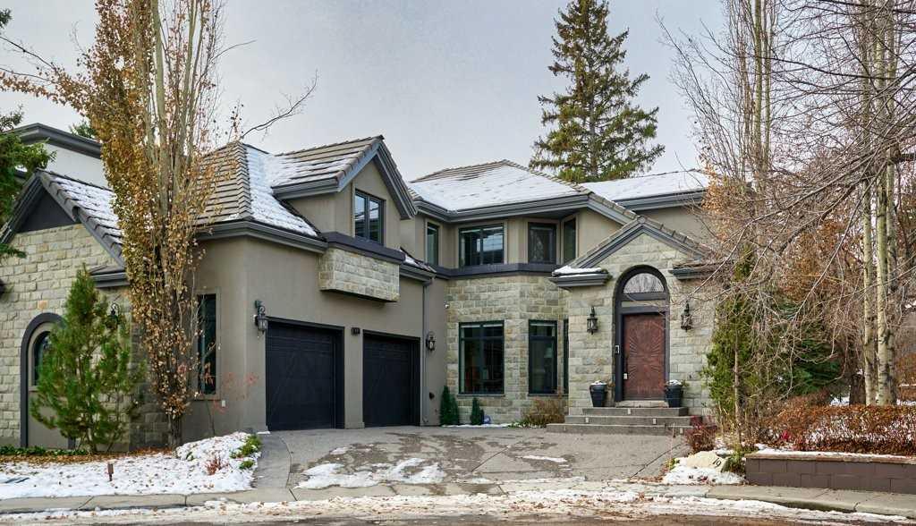 Picture of 19 Windsor Crescent SW, Calgary Real Estate Listing