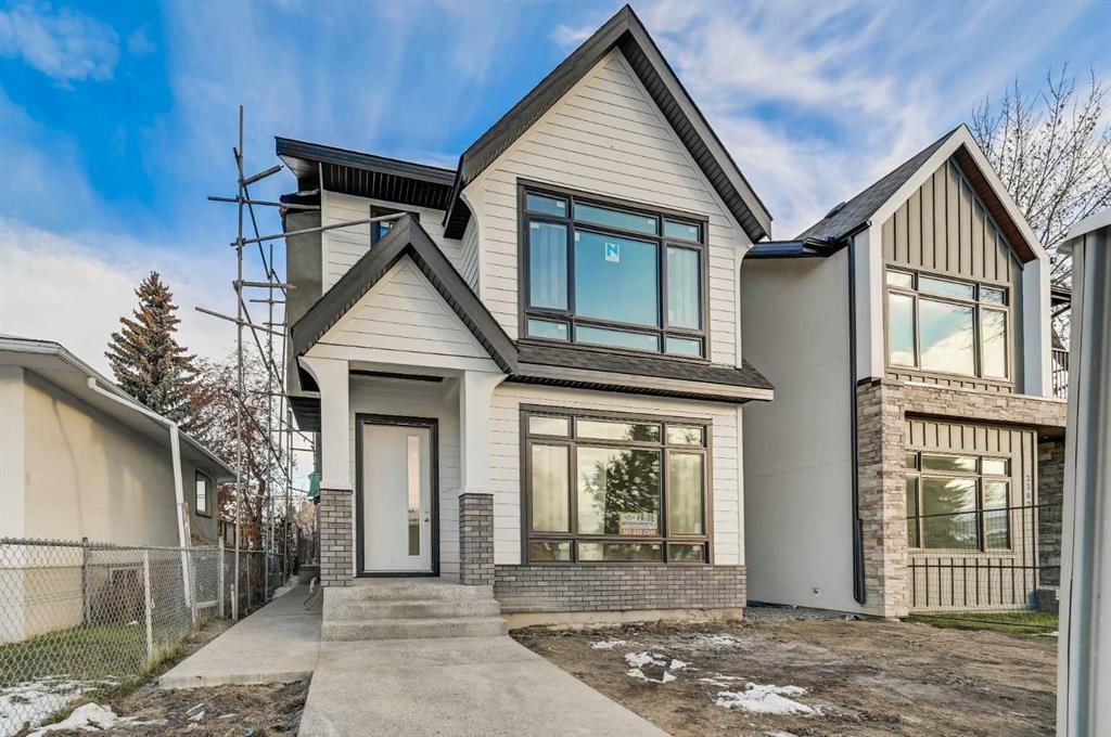 Picture of 2304 25 Avenue NW, Calgary Real Estate Listing