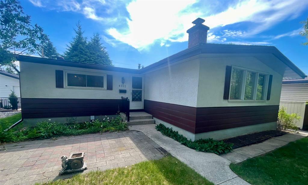 Picture of 6312 Lacombe Way SW, Calgary Real Estate Listing