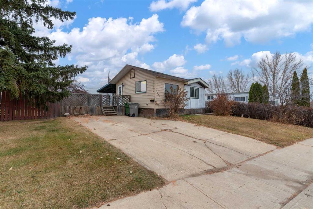 Picture of 5608 53 Avenue , Lloydminster Real Estate Listing