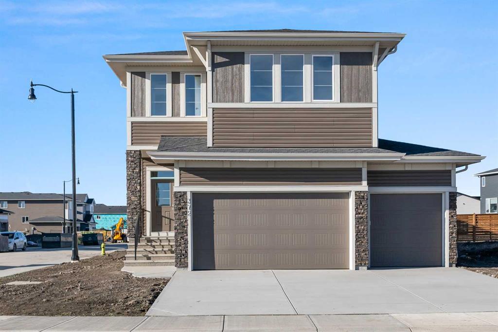 Picture of 372 Dawsons Circle  , Chestermere Real Estate Listing