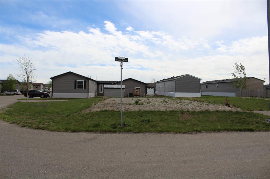 Picture of 4009 Applewood Road , Coaldale Real Estate Listing