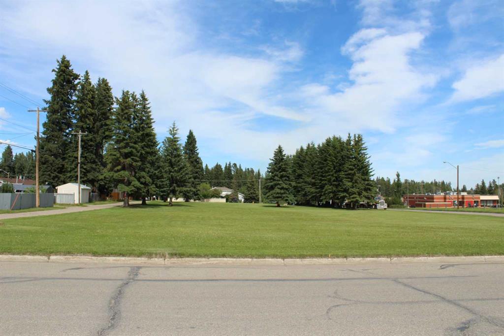 Picture of 4222 4 Avenue  , Edson Real Estate Listing