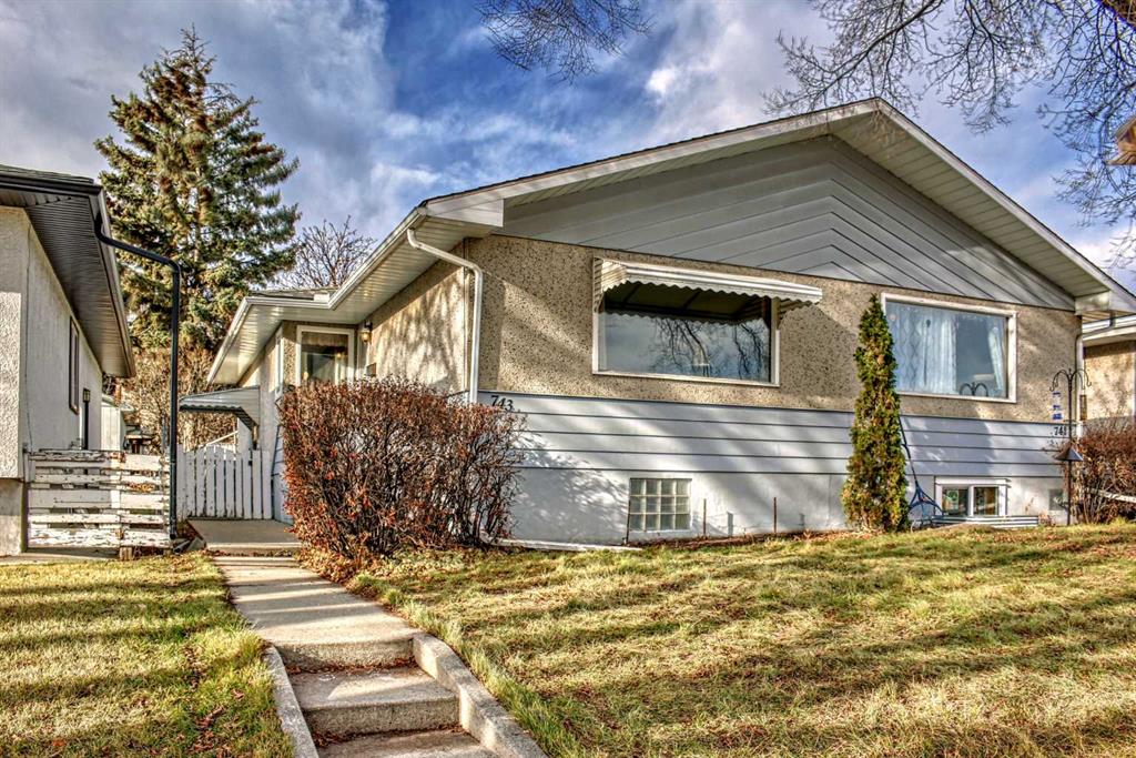 Picture of 743 45 Street SW, Calgary Real Estate Listing