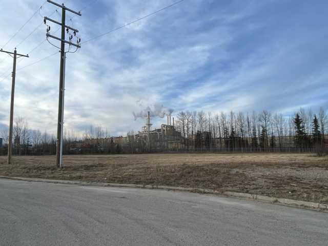 Picture of 2650 5 Avenue , Edson Real Estate Listing