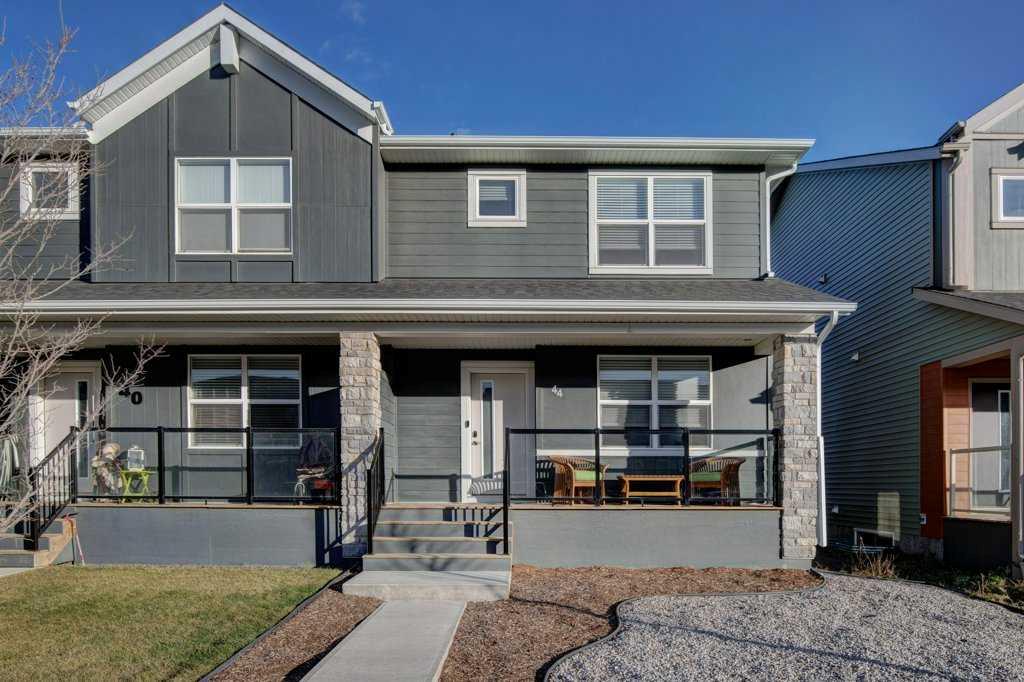 Picture of 44 Wolf Creek Drive SE, Calgary Real Estate Listing