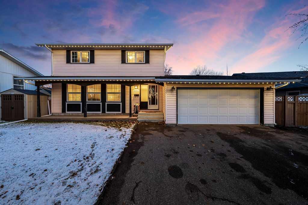 Picture of 207 Queen Charlotte Place SE, Calgary Real Estate Listing
