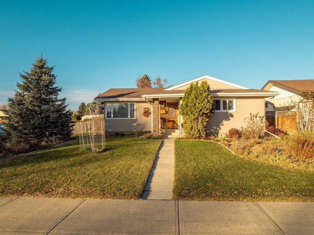 Picture of 129 Greenview Close N, Lethbridge Real Estate Listing