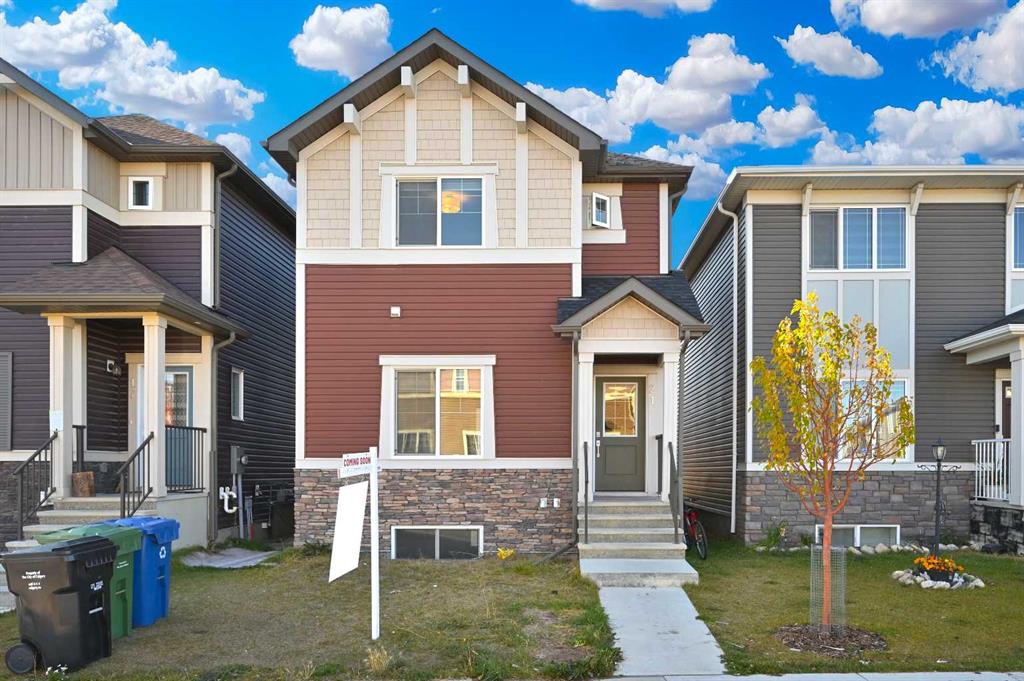 Picture of 21 Saddlestone Green NE, Calgary Real Estate Listing