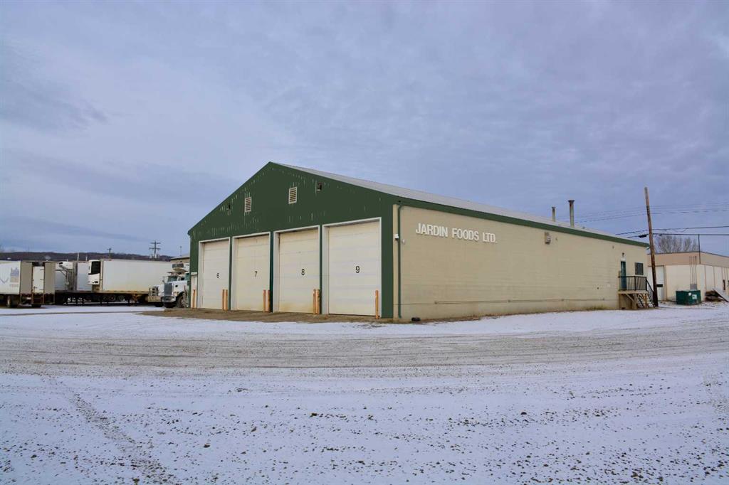 Picture of 9520 91 Avenue , Peace River Real Estate Listing