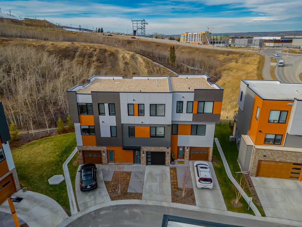 Picture of 100 Na\'a Heights SW, Calgary Real Estate Listing