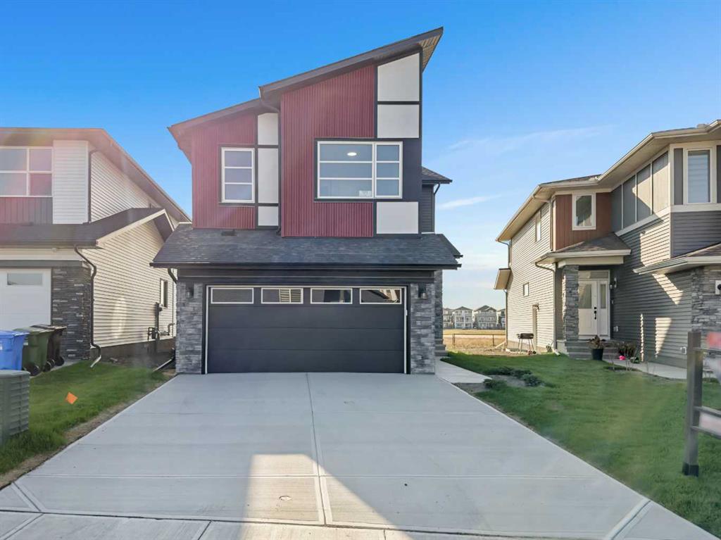 Picture of 919 Corner Meadows Way NE, Calgary Real Estate Listing