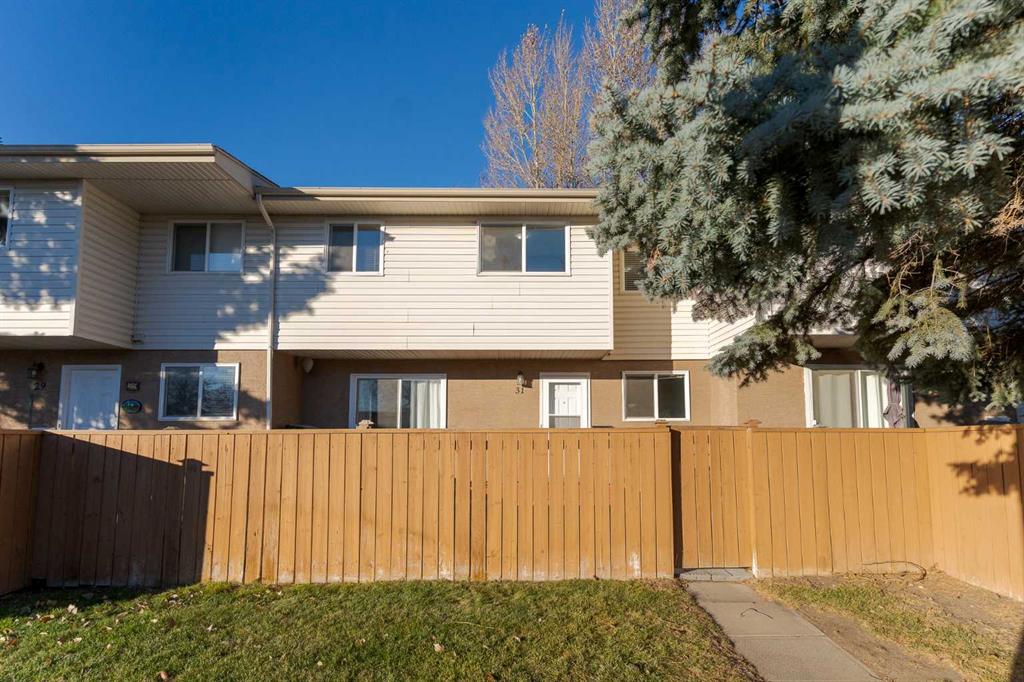 Picture of 31, 1915 18 Avenue N, Lethbridge Real Estate Listing