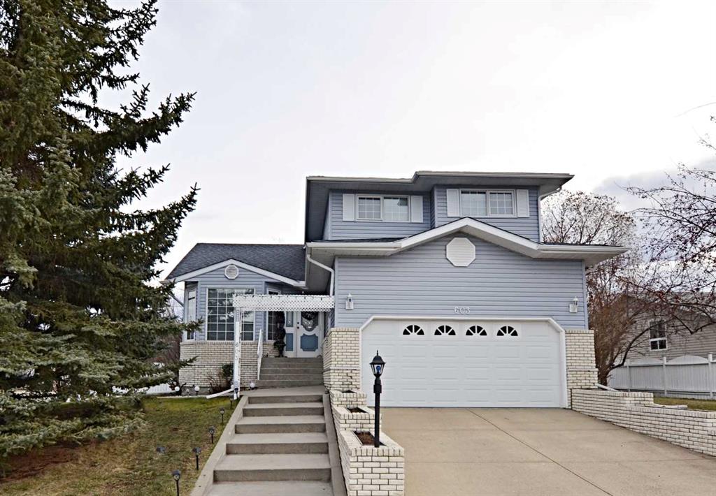 Picture of 603 Archibald Way NW, Diamond Valley Real Estate Listing